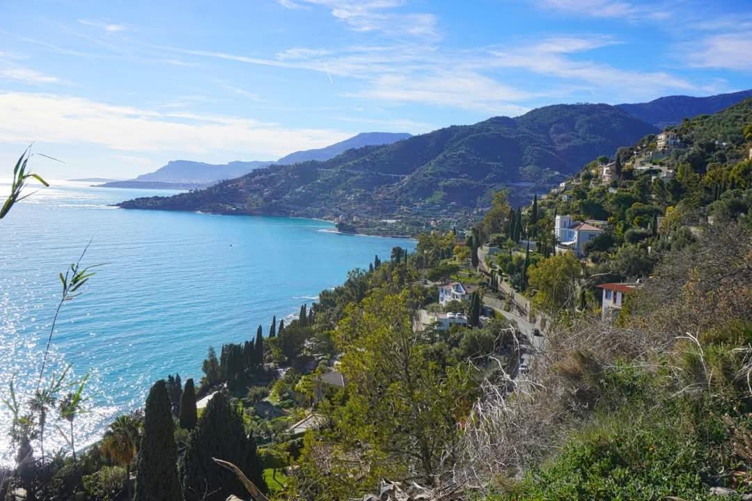 Dolci Risvegli Appartamento Vista Mare Ventimiglia Luaran gambar